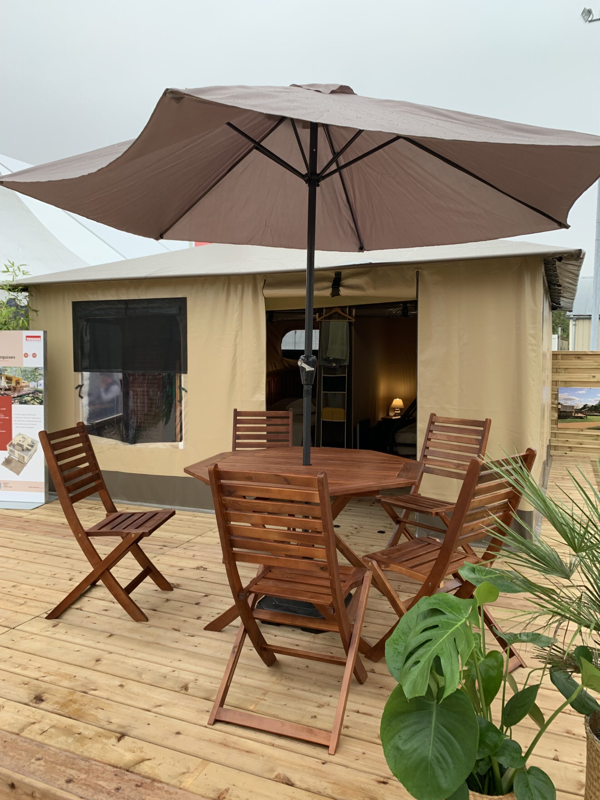 The Acacia furniture kit Trigano HPA